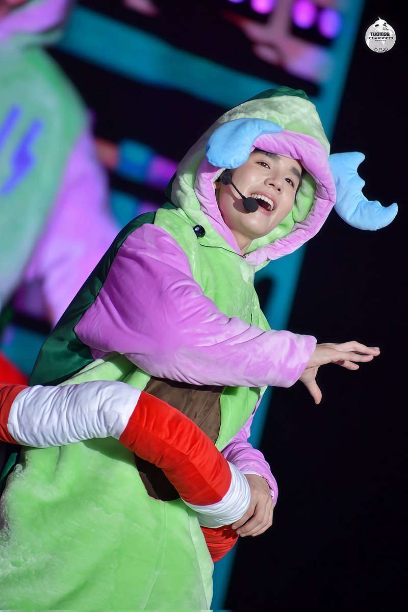 TN9193s's tweet photo. 04.04.26

🥑🛟

FORCEBOOKMAFOX FUNTOPIA D2  #ForceBookFanconD2
#jimmyyjp @jimmyyjp_ https://t.co/8dvURH9kVS
