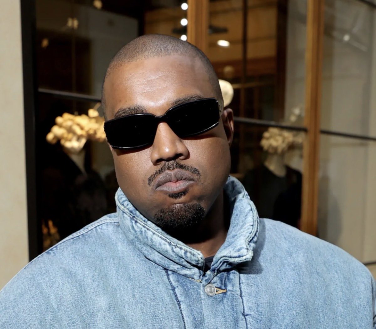 BASEDANDBOUGIE tweet media