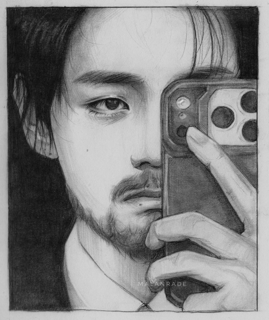 malanrade's tweet photo. mr. kim👅 
#taehyung https://t.co/dHP74VIAiy