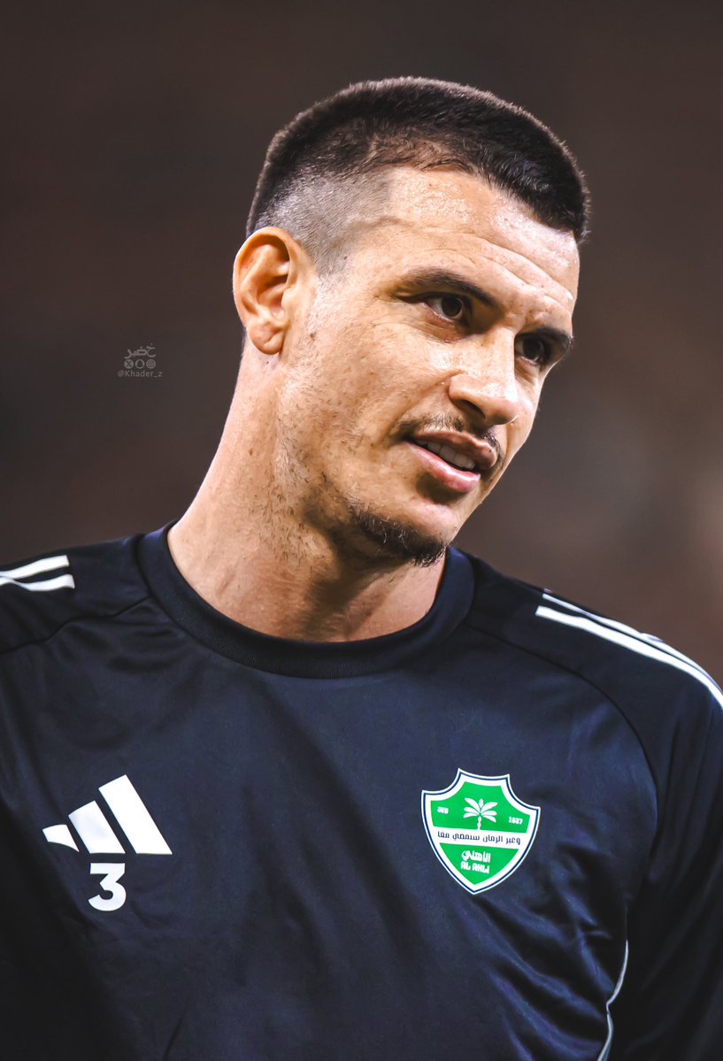 عمرو tweet media