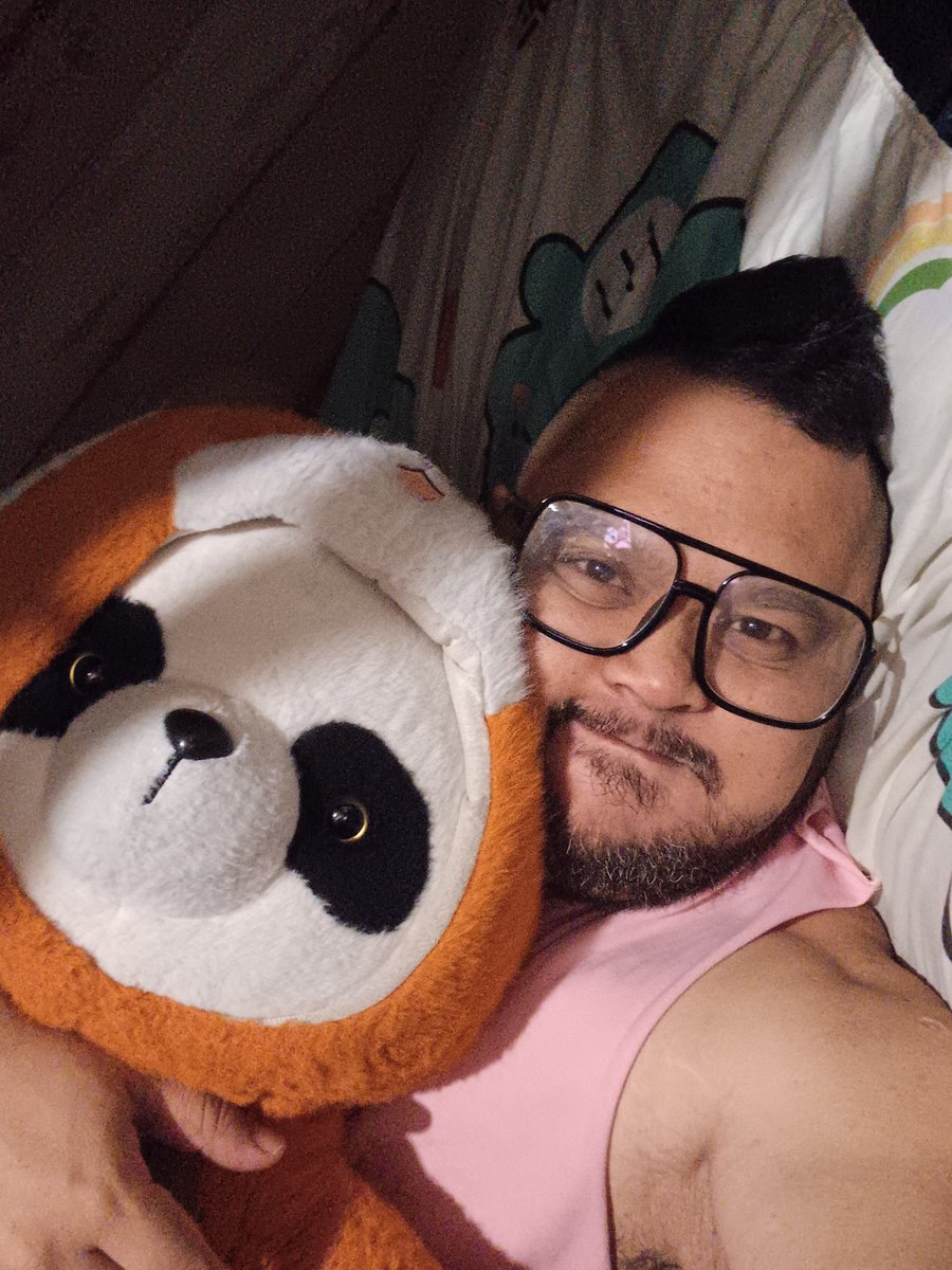 Broodybear1's tweet photo. Pagod https://t.co/Q8x9VOYhvC