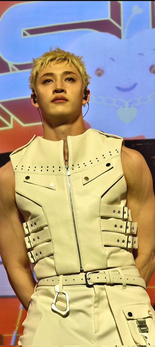 Maya🐝 tweet media