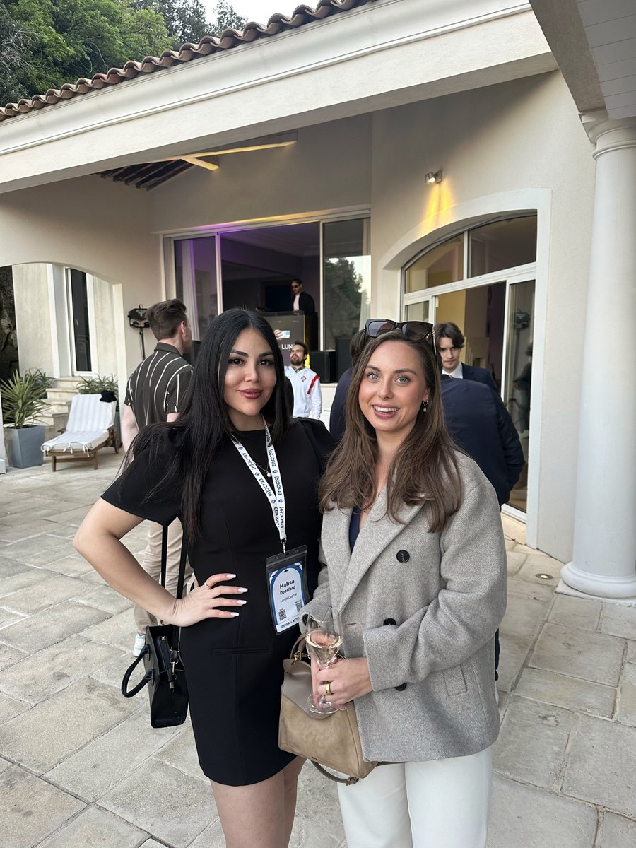 Crypto Diva 🔮 tweet media