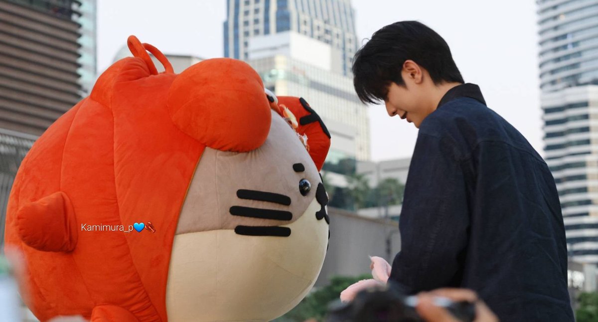 kamimura_p's tweet photo. น่ารักจัง ~💙
#GMMTVFANIVAL2026xSeaKeen
#sea_ta_lay #NONGNOOONG https://t.co/6WnFGmt43m