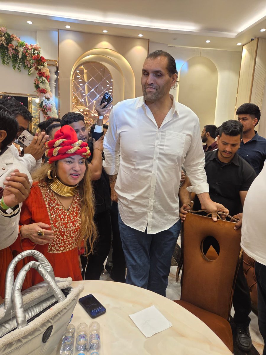 Dolly Bindra tweet media