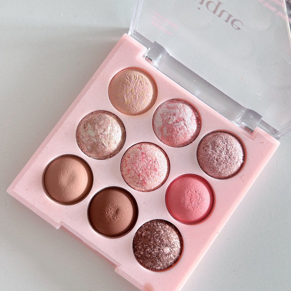 ᙏ̤̫ // tweet media