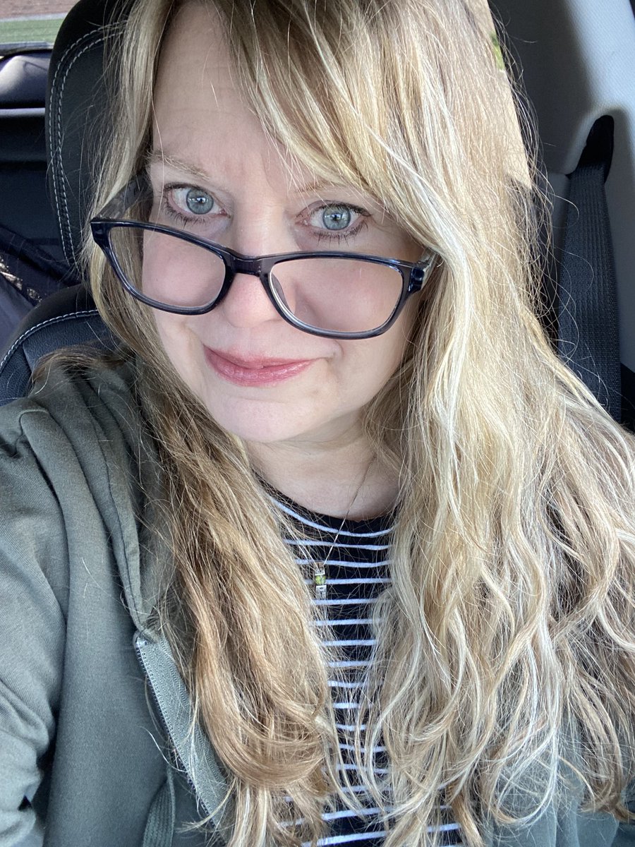 SassyGirl394's tweet image. Happy #TacoTuesday friends!

I’m still happy about the Michigan win but had to drop my 15 yr old kitty at the vet for tests. Feeling guilty hearing her meow as they took her away.😢

It’s beautiful &amp;amp; sunny here today!☀️Hope it’s sunny by you! Wishing y’all a wonderful day!!🤗💕