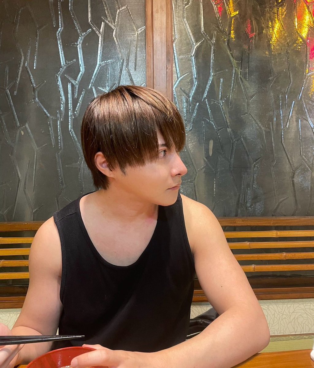 chance__sho's tweet photo. 寿司うまかった！ https://t.co/3Wj4J2TDDz