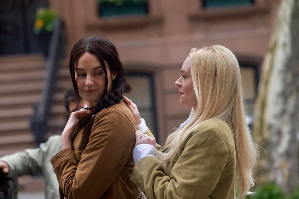 Lindsay Lohan Updates tweet media
