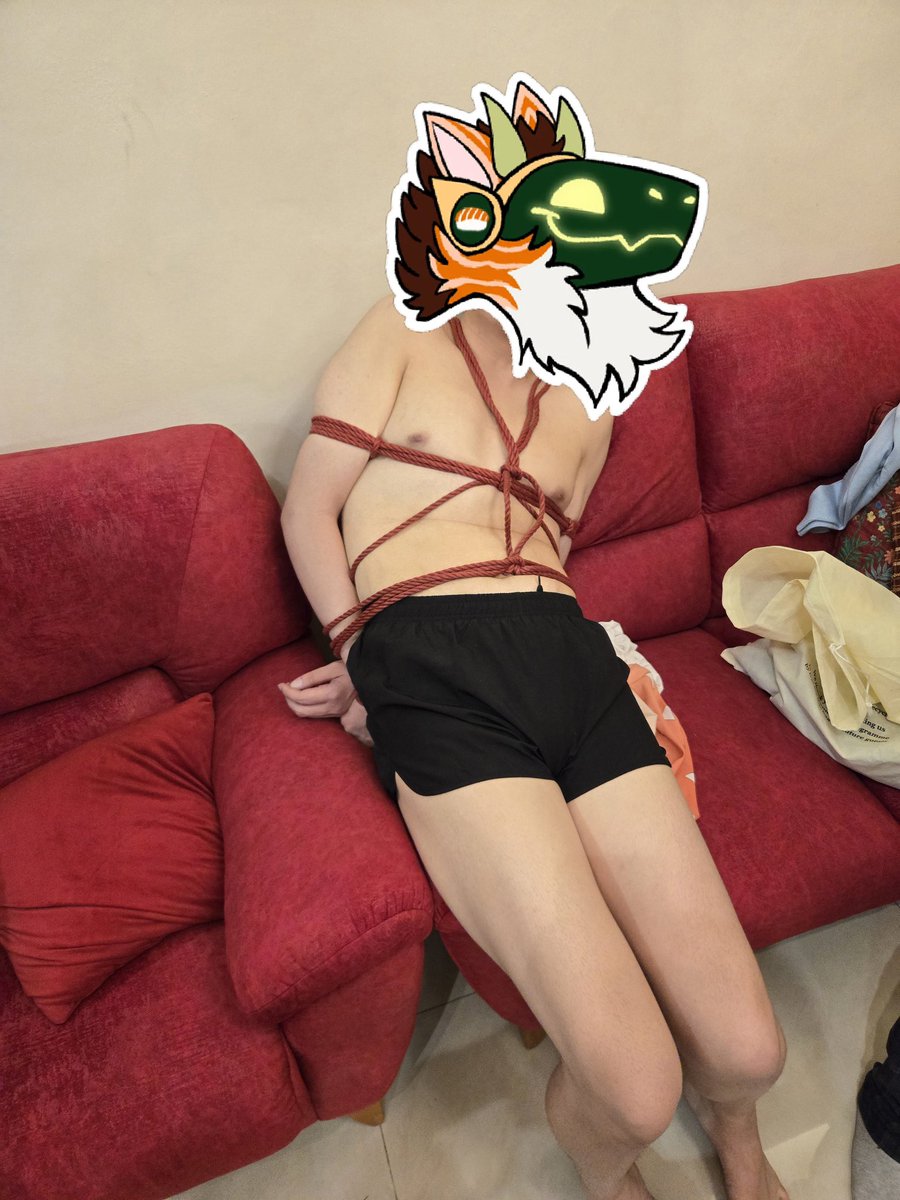 SushiProtogenAD's tweet photo. If I had a nickel for every time I got drunk and tied up,  I’d have two nickels which isn’t a lot but it’s weird it happened twice. https://t.co/LTw3kxpayh