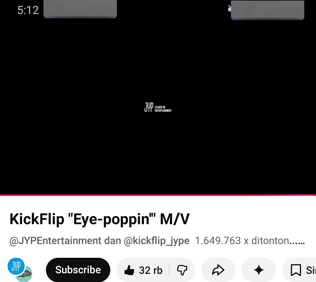 hanmnipham's tweet photo. @KICK7LIP happy comeback KickFlip! your comeback is truly next level. the MV is so cool! wow! :3 wishing you endless success and happiness! all the best for you guys! 🤩

#KickFlip_EyePoppin
#킥플립_눈에거슬리고싶어 https://t.co/AdHxAGrDbF