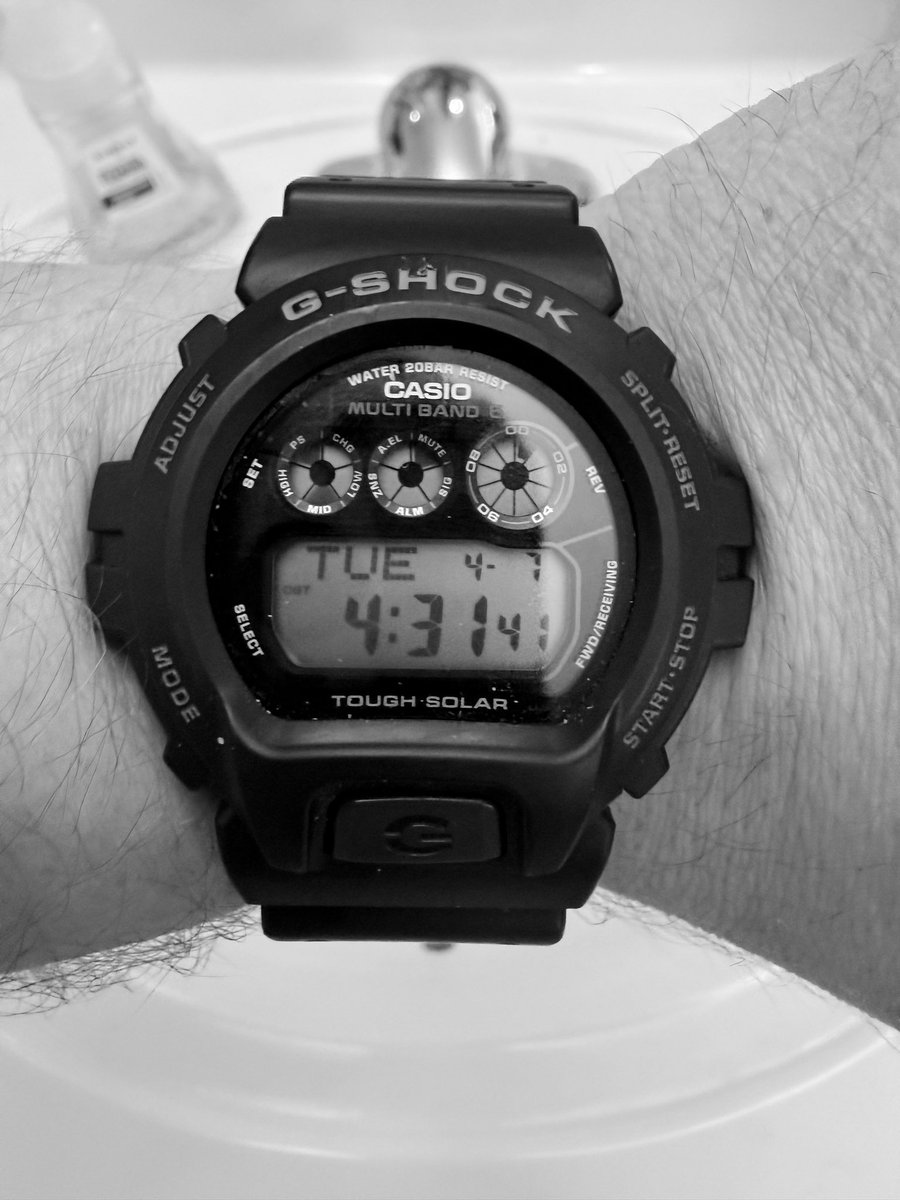 FireWalkerGT33's tweet photo. 4:31 AM.

Excuses are asleep.
Discipline is awake.

Average hits snooze.
Winners move.

Get up. Train. Execute.

Win the morning before the world wakes up.

#JockoWillink #DisciplineEqualsFreedom #GetAfterIt #Leadership #MentalToughness https://t.co/HouIbP6eYY