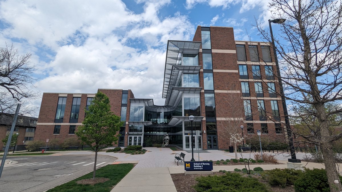 UMichNursing's tweet photo. #NEW: Our DNP program is ranked #4, and our MSN program is ranked #6 in the nation by U.S. News &amp; World Report. We also received recognition across multiple specialty areas in the latest report.
🔗 https://t.co/t5h0bNEWsp https://t.co/74IvL8QaWG