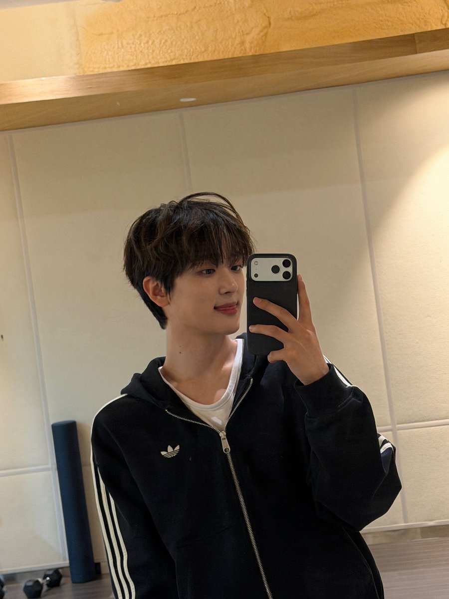 빵이 tweet media