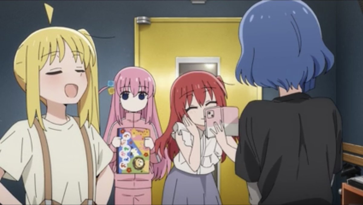 Si te sigo eres fan de Ryō Yamada 💙🌿😼 tweet media