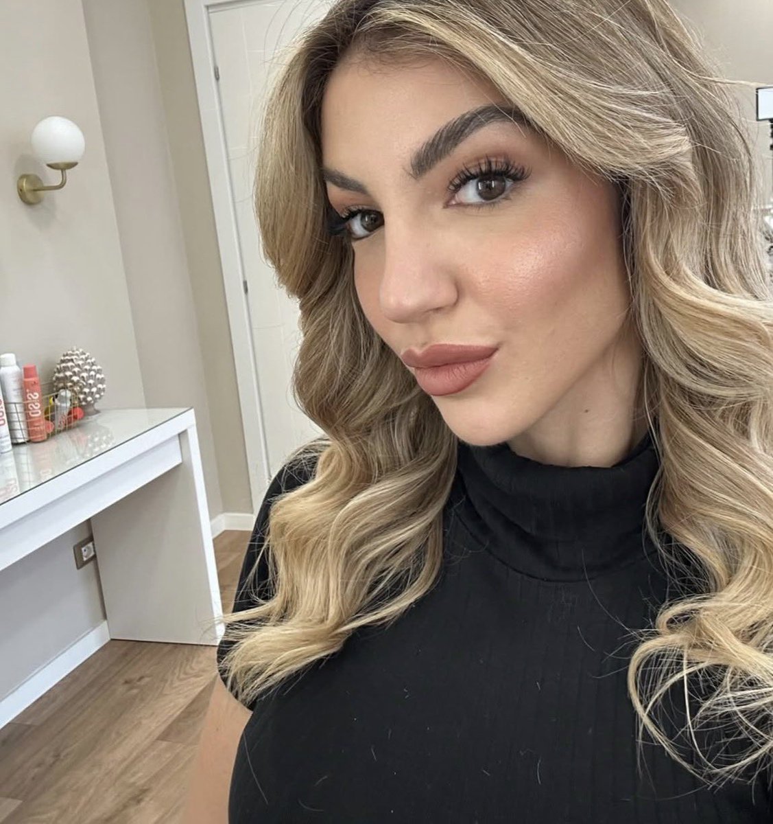 mati🍒 tweet media