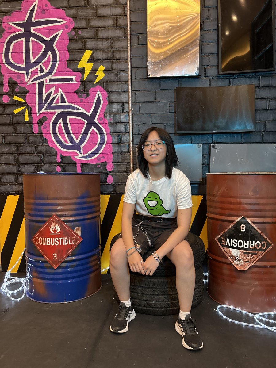 StrawberryJD tweet media