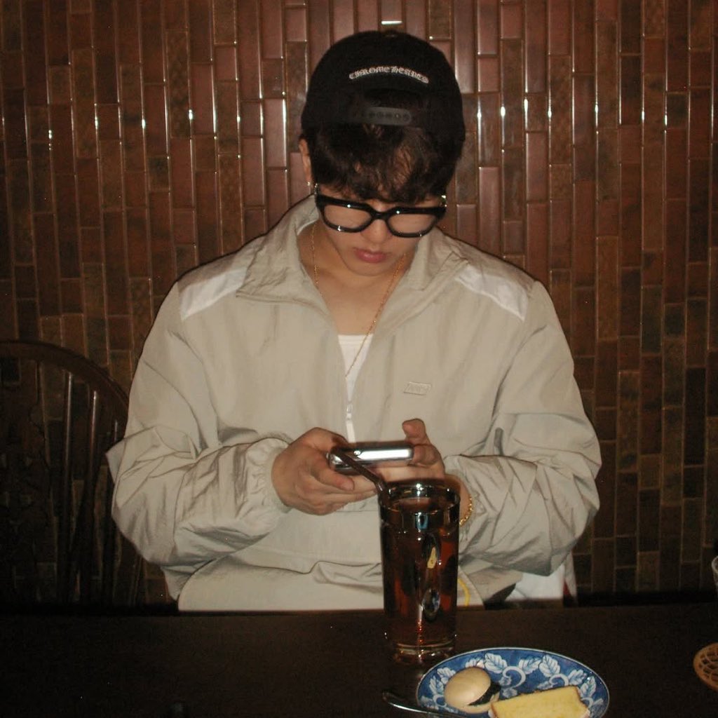 Sian, a. tweet media