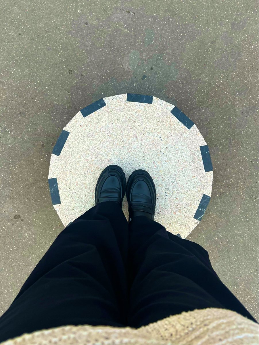 sabr٠acadabra tweet media