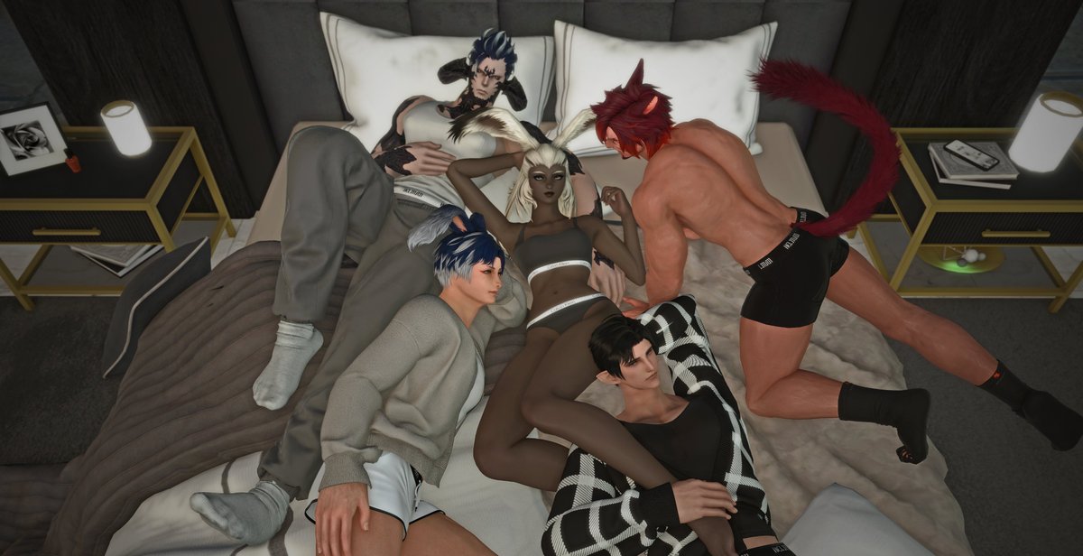 Ornussa Versace tweet media