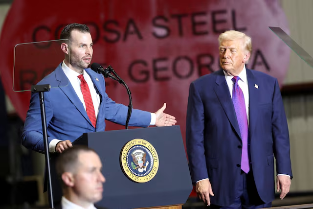 Alice50010120's tweet photo. Voters in northwest Georgia go to the polls on Tuesday in a congressional race between a moderate Democrat ​and a Republican backed by President Donald Trump, in a test of Trump's sway over his base and a possible barometer for the ‌November midterms. https://t.co/PFZap5Amhy