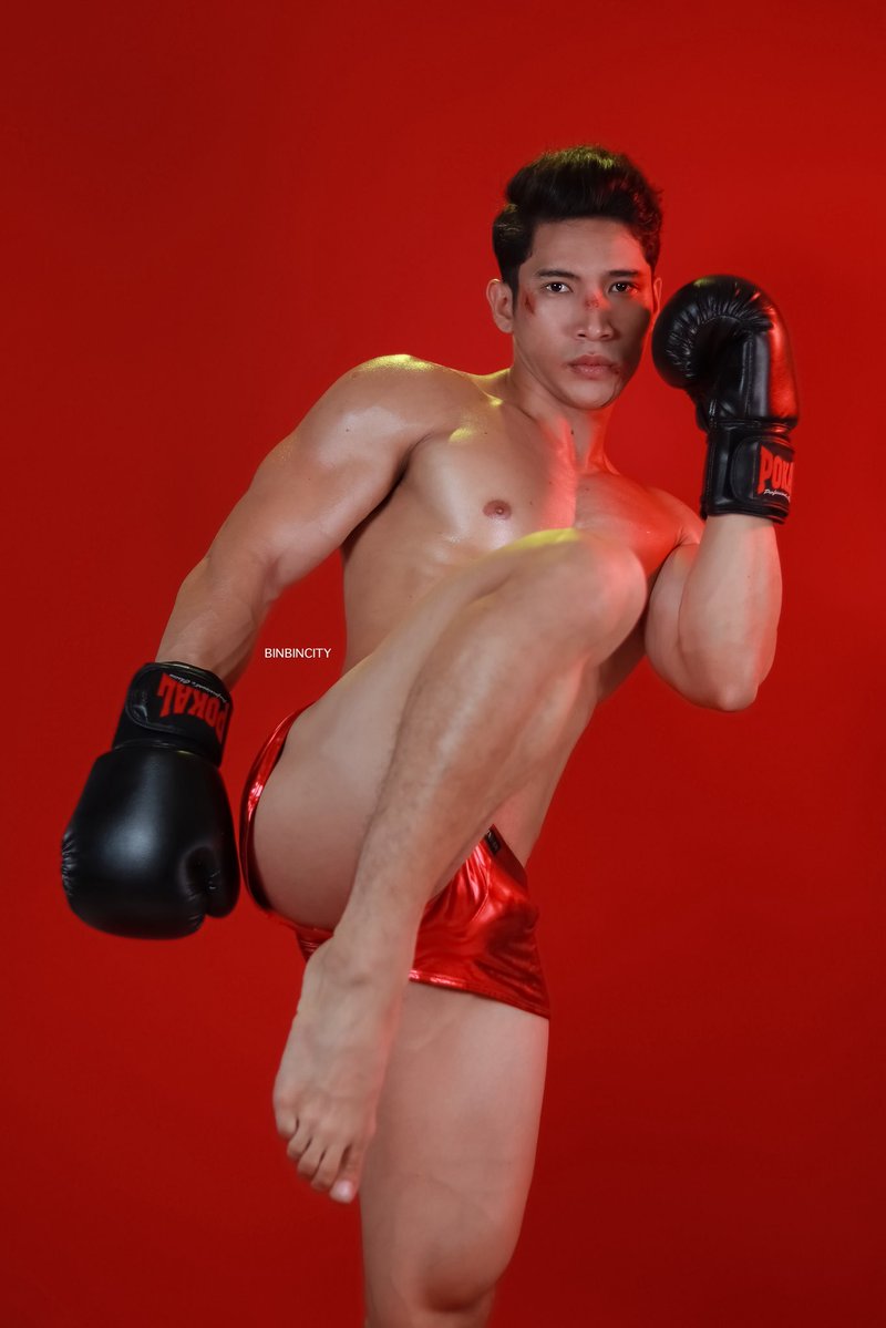 BinBinPhotog's tweet image. The Champ.. pt 3
.
.
M: Angelo 
.

Bat kc apat lang pwede ma upload😅😅😅
#boxing #gymlife #gymmotivation #gymbuddy #summerbod #photography  #davaophotgraphy