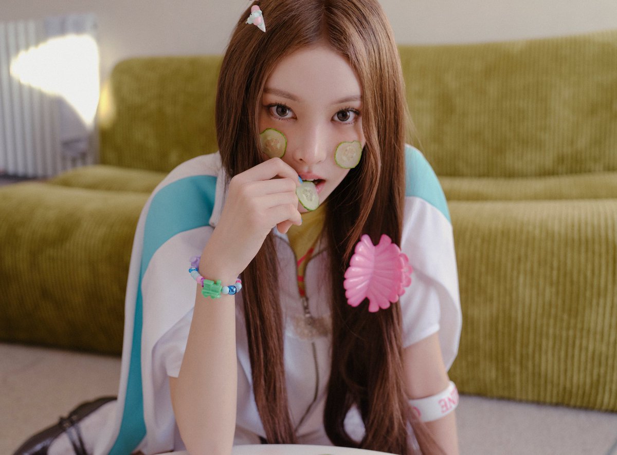 gllitzklub's tweet photo. 🚨ADP Member YOUNGSEO reportedly joining ILLIT again!

When asked why she left, she said “Tarzzan stinks to much, I needed to be back with only girls” 👀👀 https://t.co/AeoeRIobms