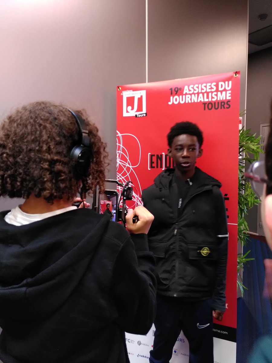 Paris denis tweet media