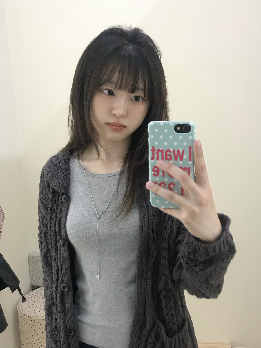 ゆえ tweet media