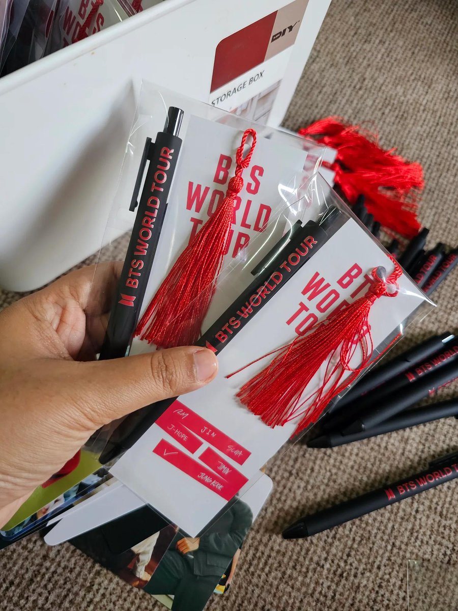 EijaOshin's tweet image. See yalll at goyang army 🏟💜😊🤸‍♀️
#BTS_WORLDTOUR_GOYANG
#freebies 🇰🇷