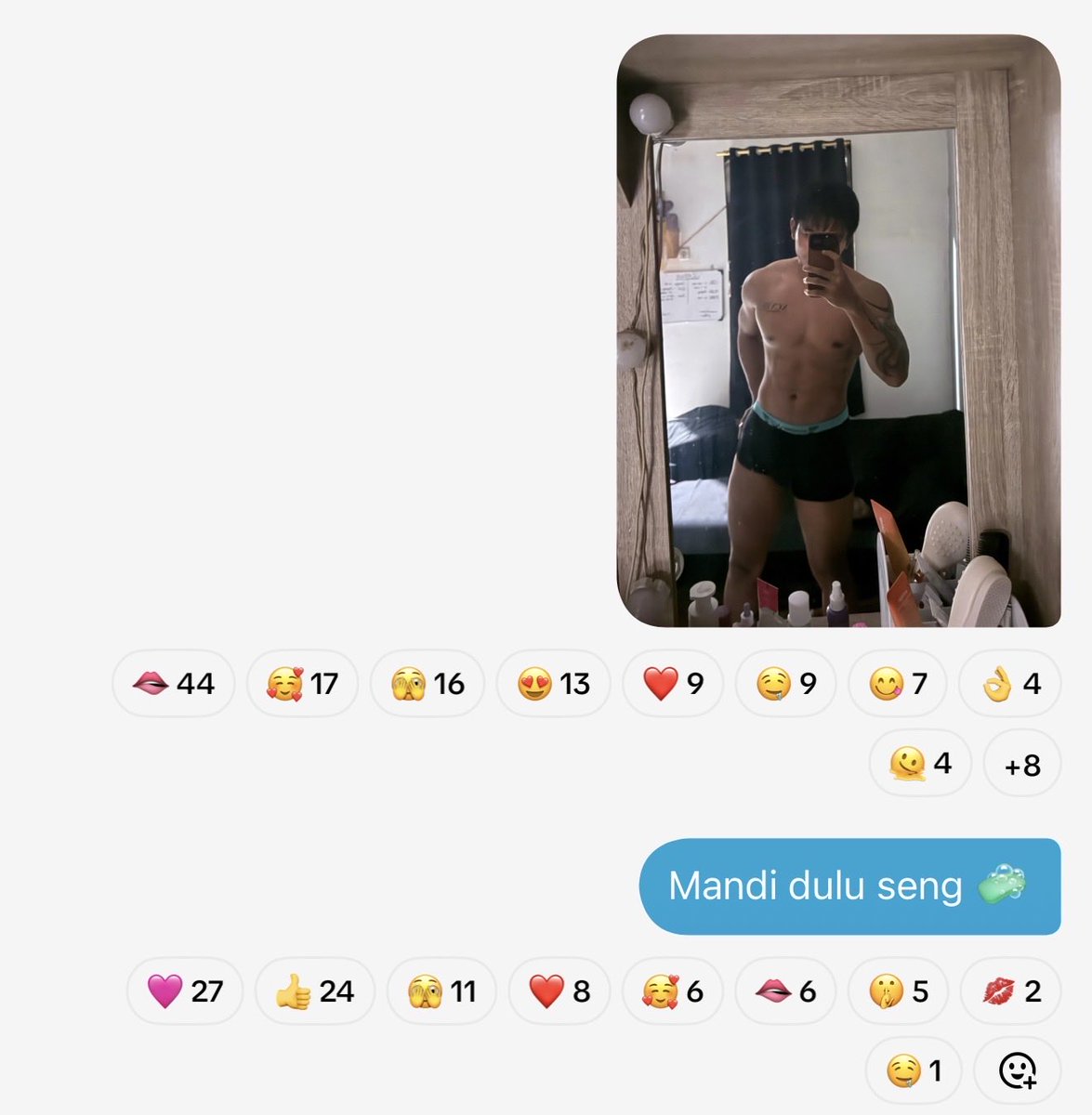 URDADDYISHERE tweet media