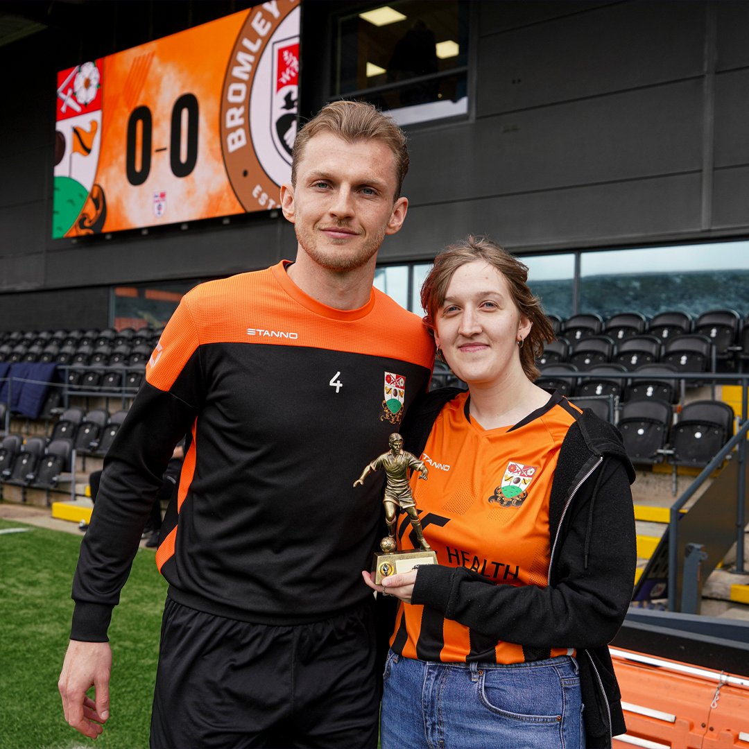 Barnet FC 🐝 tweet media