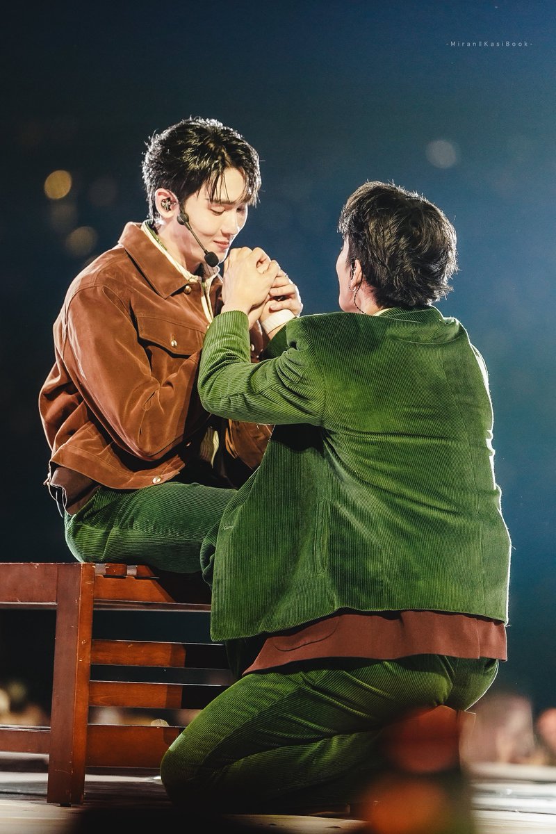 MiranMilk's tweet image. ✨
       ‘ ต่ อ จ า ก นี้ ฉั น มี เ ธ อ ’ 
                                                       ✨

FORCEBOOKMAFOX FUNTOPIA D2
             #ForceBookFanconD2 
                #fforce_ #kasibook
        🦊 @fforcejs @kasibook 🍅