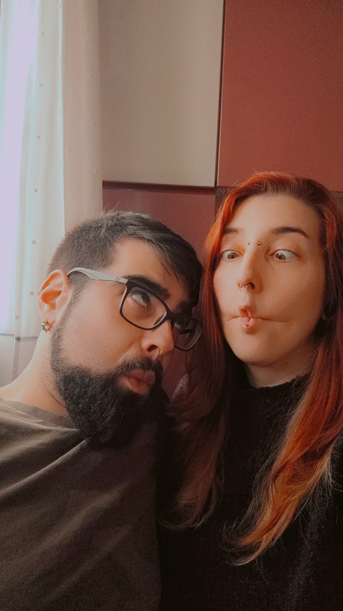 Un elfo En la placita tweet media