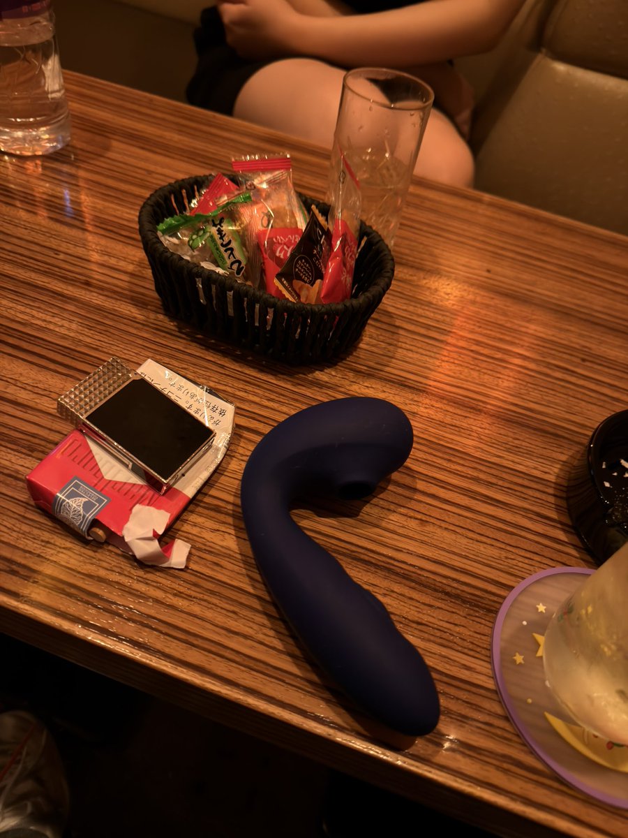 あに NMNの人 ブラジャー伯爵 おっぱい村長 tweet media