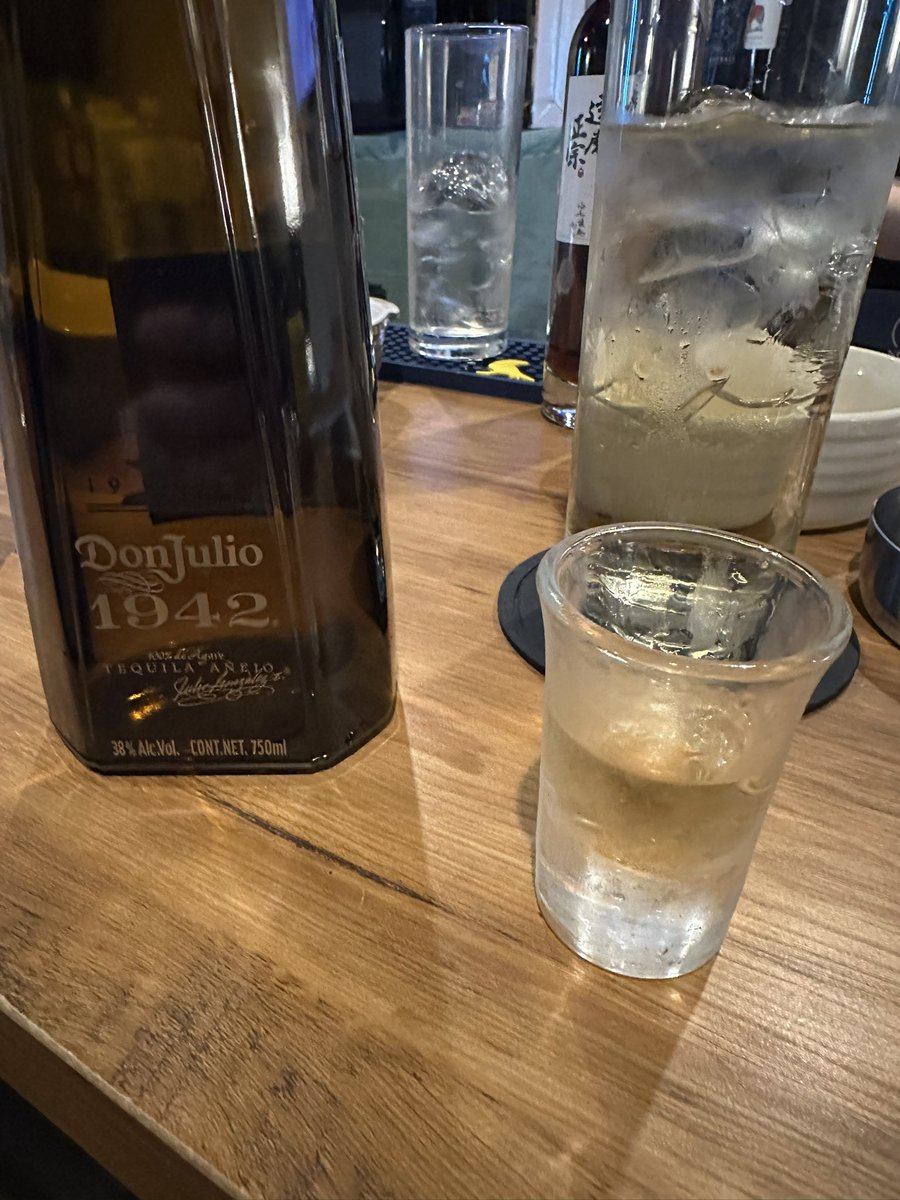 marneee7's tweet photo. テキーラを！
飲むよ！🥰 https://t.co/NS0JOuYT9X