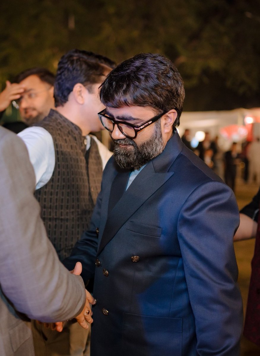 Mr Sinha tweet media