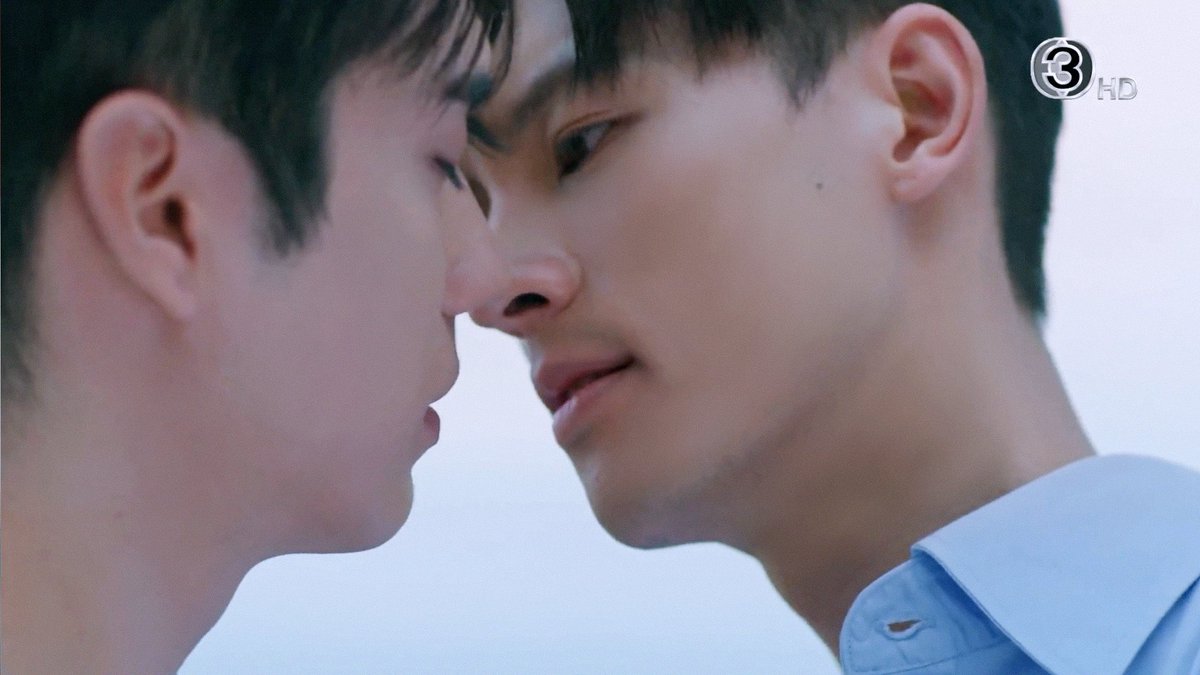 TEe's PLAYROOM tweet media