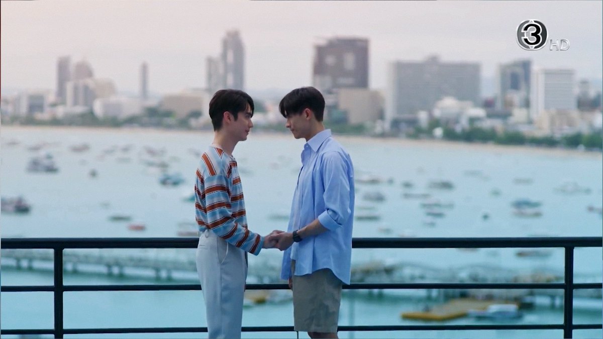 TEe's PLAYROOM tweet media