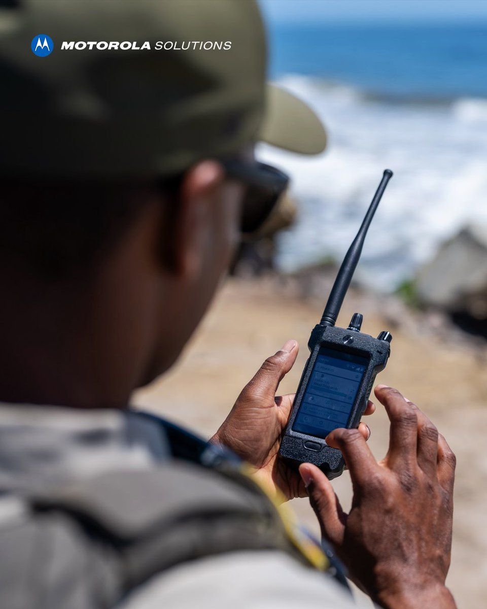 MotoSolutions's tweet photo. Motorola Solutions is collaborating with @TMobile to bring satellite connectivity to our #APXNEXT smart radios. Read the full press release: https://t.co/AH5AIfSYkD https://t.co/4BzGL2wbLY