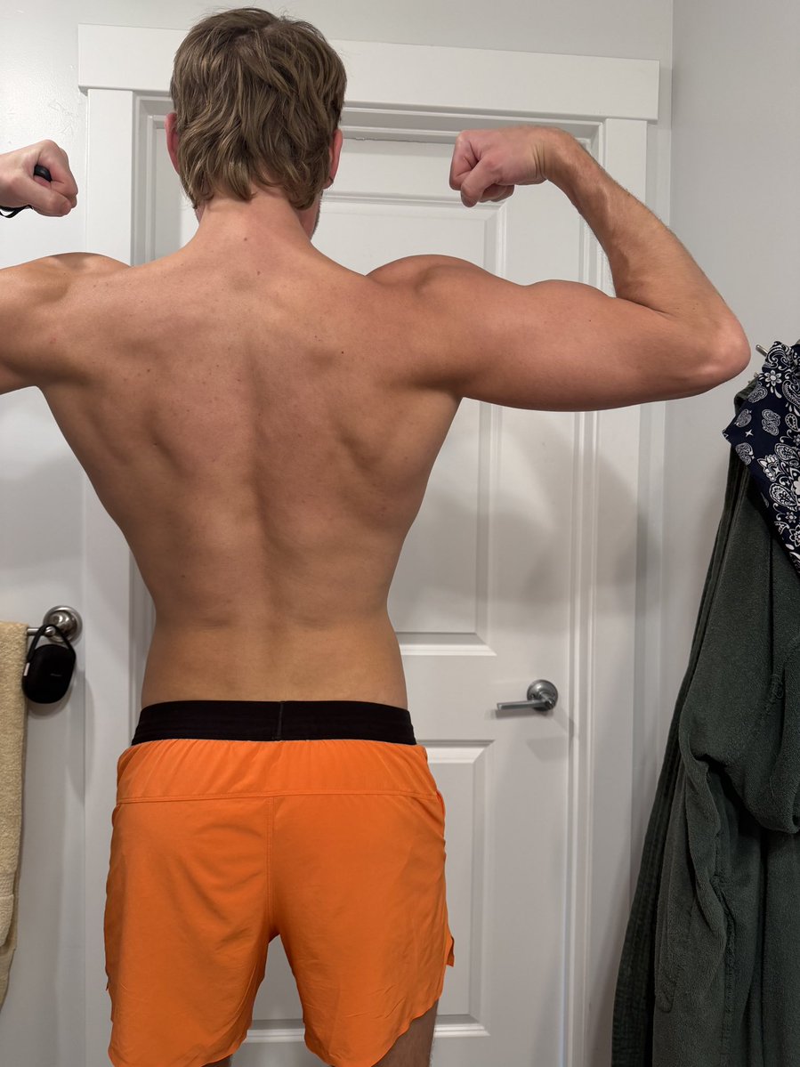 roughdeer tweet media