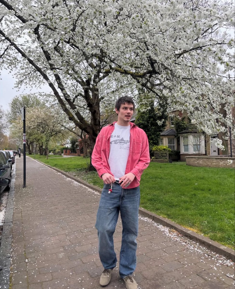 loulivia thinker 🫧 tweet media