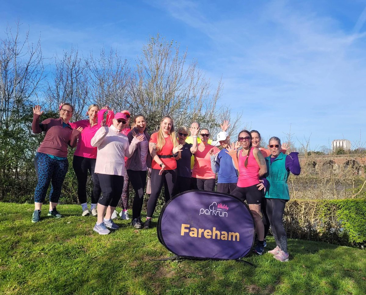 farehamrunning's tweet photo. 🌟 It’s our March Round-Up! 🌟

What a month! 🙌

🏃‍♂️ Eastleigh 10K &amp; Solent Half (HRRL) – fantastic performances and PBs!  
🥧 PI(E) RUN – great fun and an edible prize for everyone at the finish  
👟 C25K – huge congrats to our amazing graduates 🎉 https://t.co/kN7eV0MsQa
