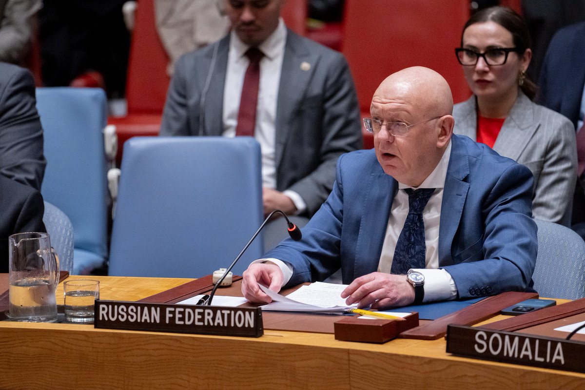 RussiaUN's tweet image. #Nebenzia: We understand the concerns of our Arab partners regarding freedom of navigation; therefore, we, along with China, propose that the UNSC consider an alternative draft resolution on the current situation in the #MiddleEast

Read in full: is.gd/FJLpts