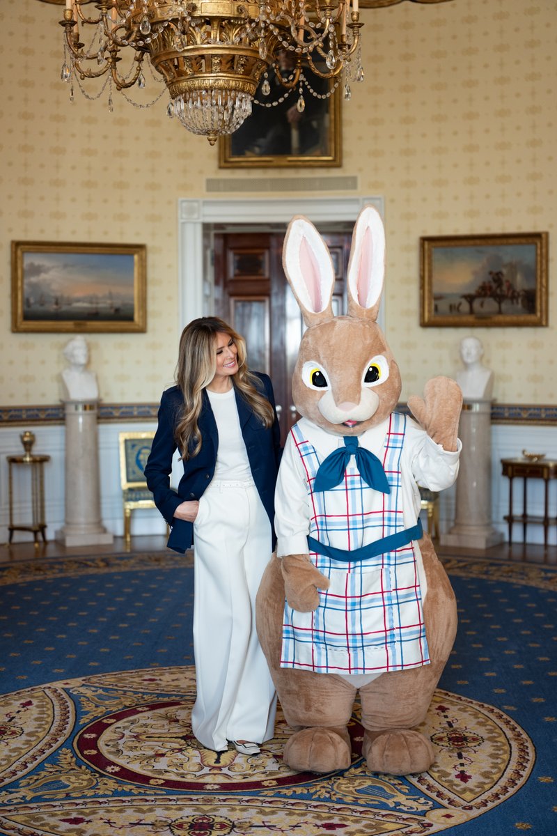 The White House tweet media