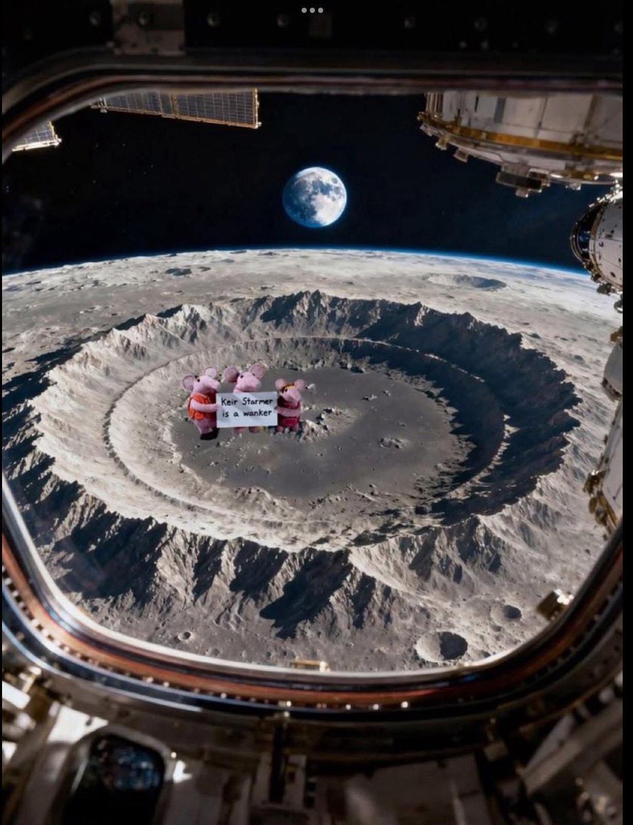 Iromg's tweet photo. Artemis II Fly-by Dark Side of the Moon Special… https://t.co/w4johBU2PR