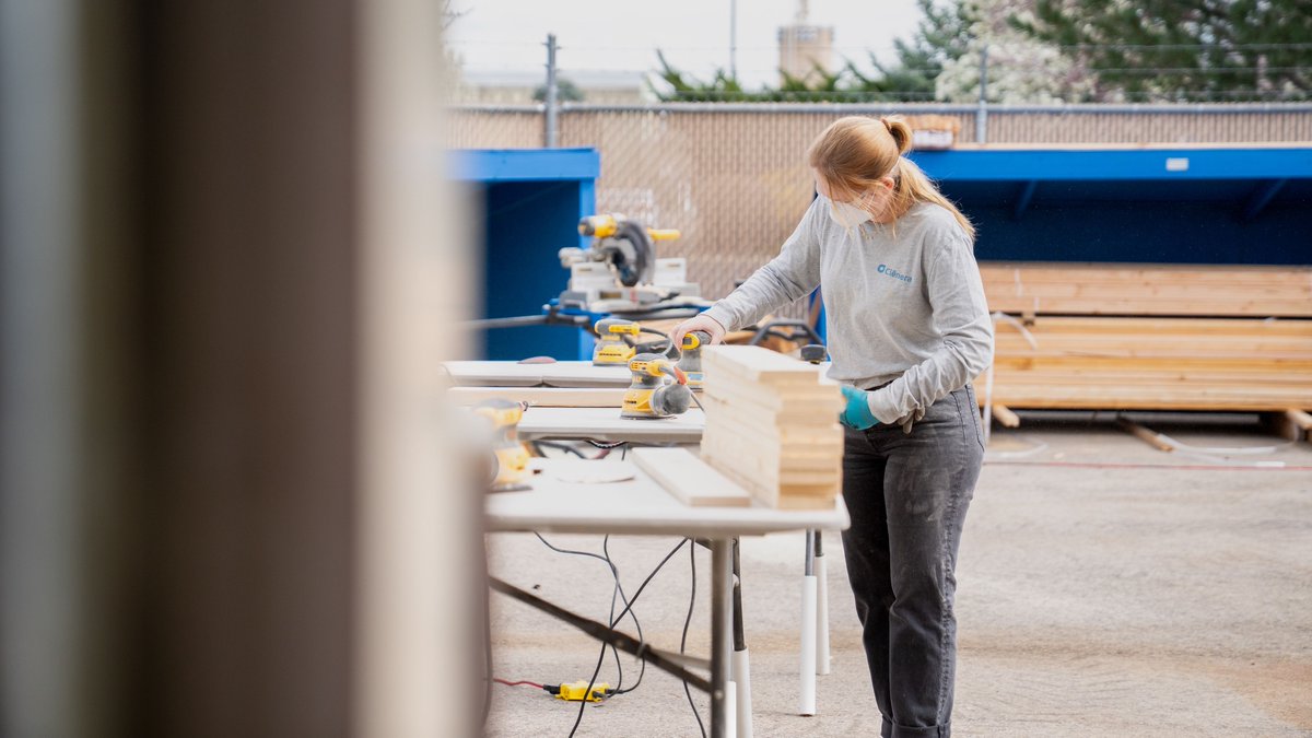 CleneraSolar's tweet photo. Our development team partnered with Sleep in Heavenly Peace (SHP) to build bunk beds for children and families in need across the Treasure Valley. The team also donated $2,200 to help SHP continue their mission.

https://t.co/RorhBrB6FH

#ClēneraCares #SleepInHeavenlyPeace #Boise https://t.co/hgsPR3EmP7