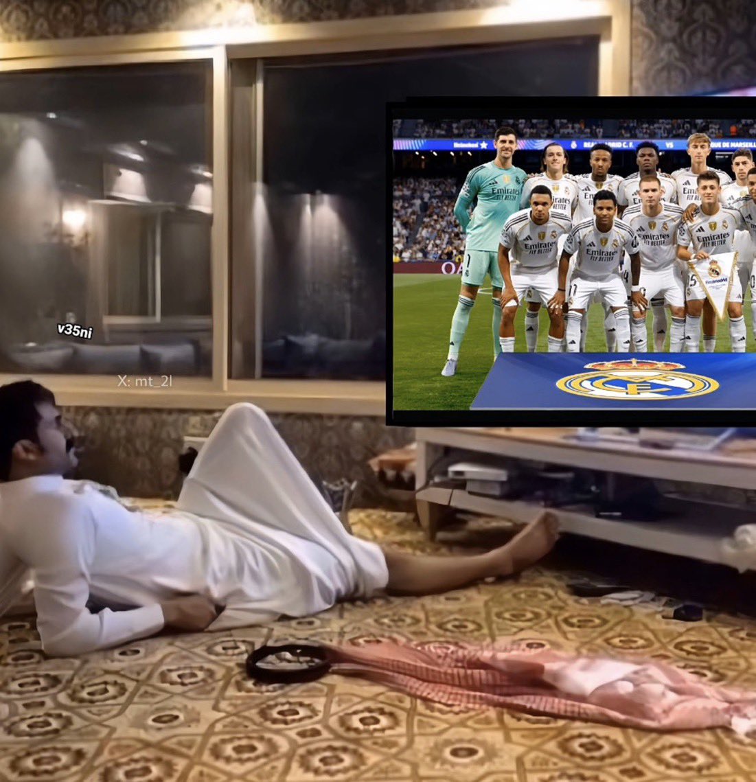 الرون tweet media