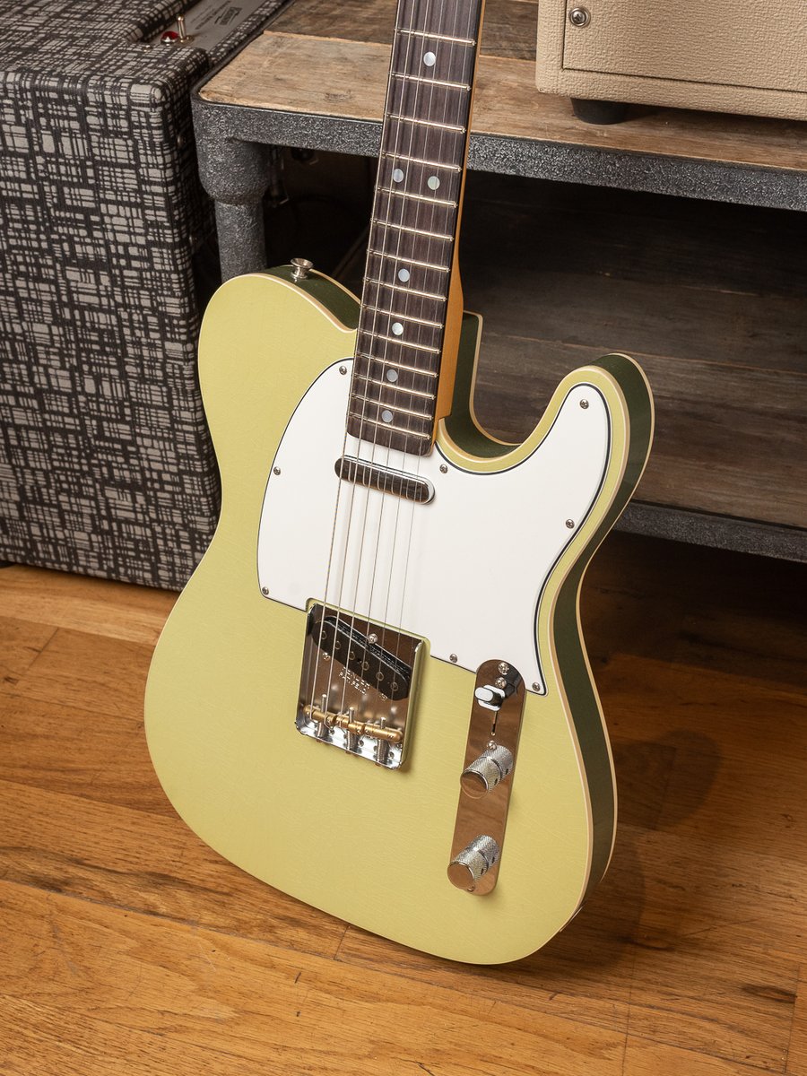 ChicagoMusicEx's tweet image. bit.ly/46PVLyx | Be honest—would you go green for this #TeleTuesday? This “Chicago Special” @Fender Tele is bringing serious heat! 🔥 Two-tone finish, aged just right. Click, call, chat, or visit us today to make this your next Tele! #CME #Fender #FenderTelecaster #Tele