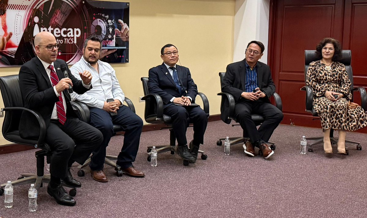 US Embassy Guatemala tweet media